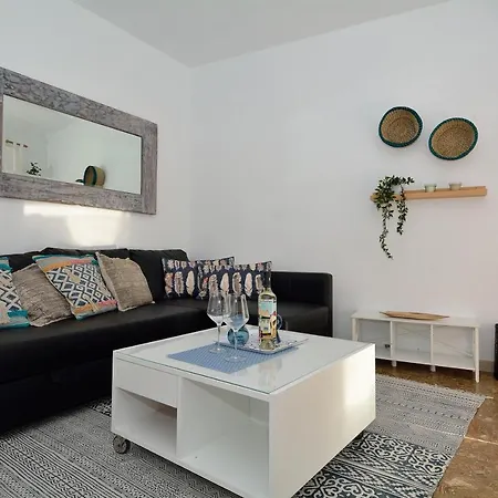 Sea Views In Prime Location By Pvl Apartment *