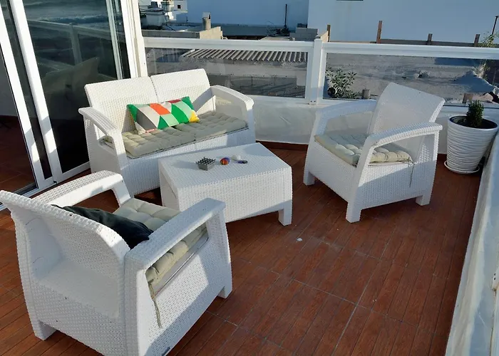 Sea Views In Prime Location By Pvl * إل جولفو